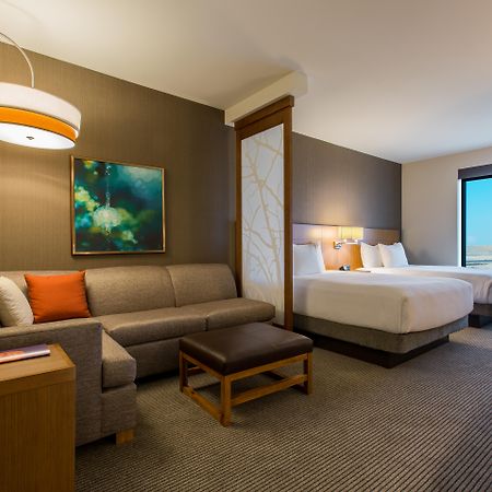 Hyatt Place Delano Εξωτερικό φωτογραφία