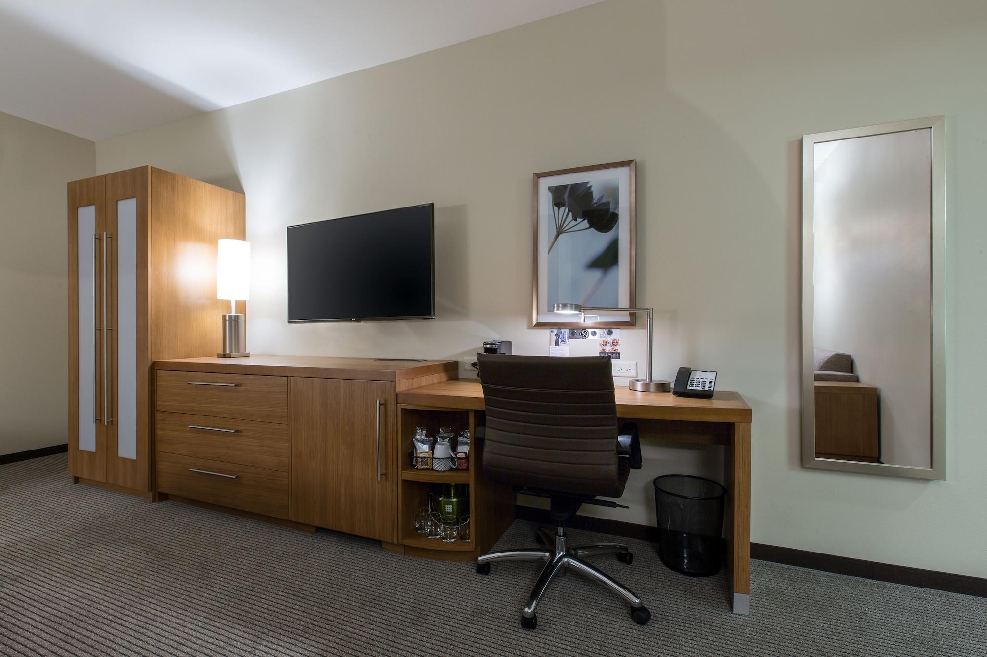 Hyatt Place Delano Εξωτερικό φωτογραφία
