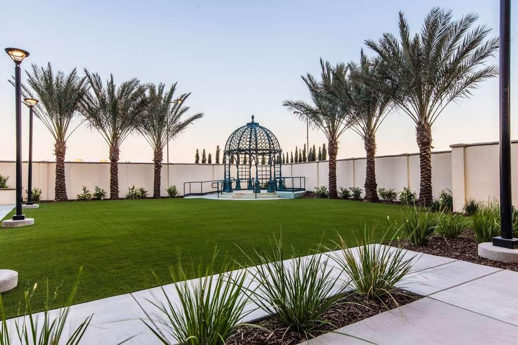 Hyatt Place Delano Εξωτερικό φωτογραφία