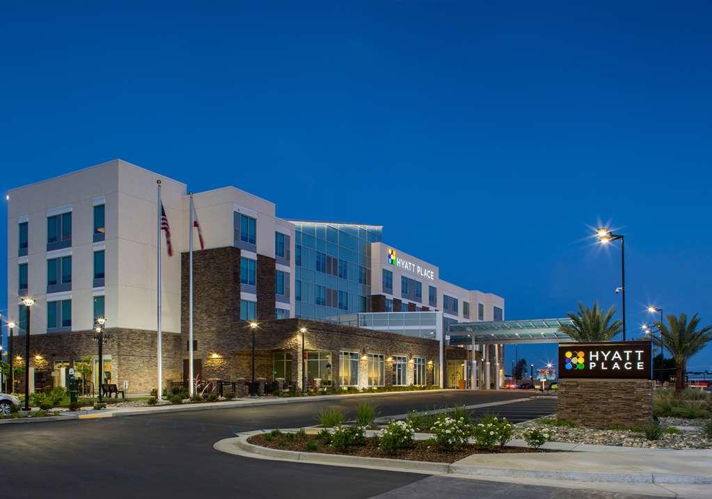 Hyatt Place Delano Εξωτερικό φωτογραφία